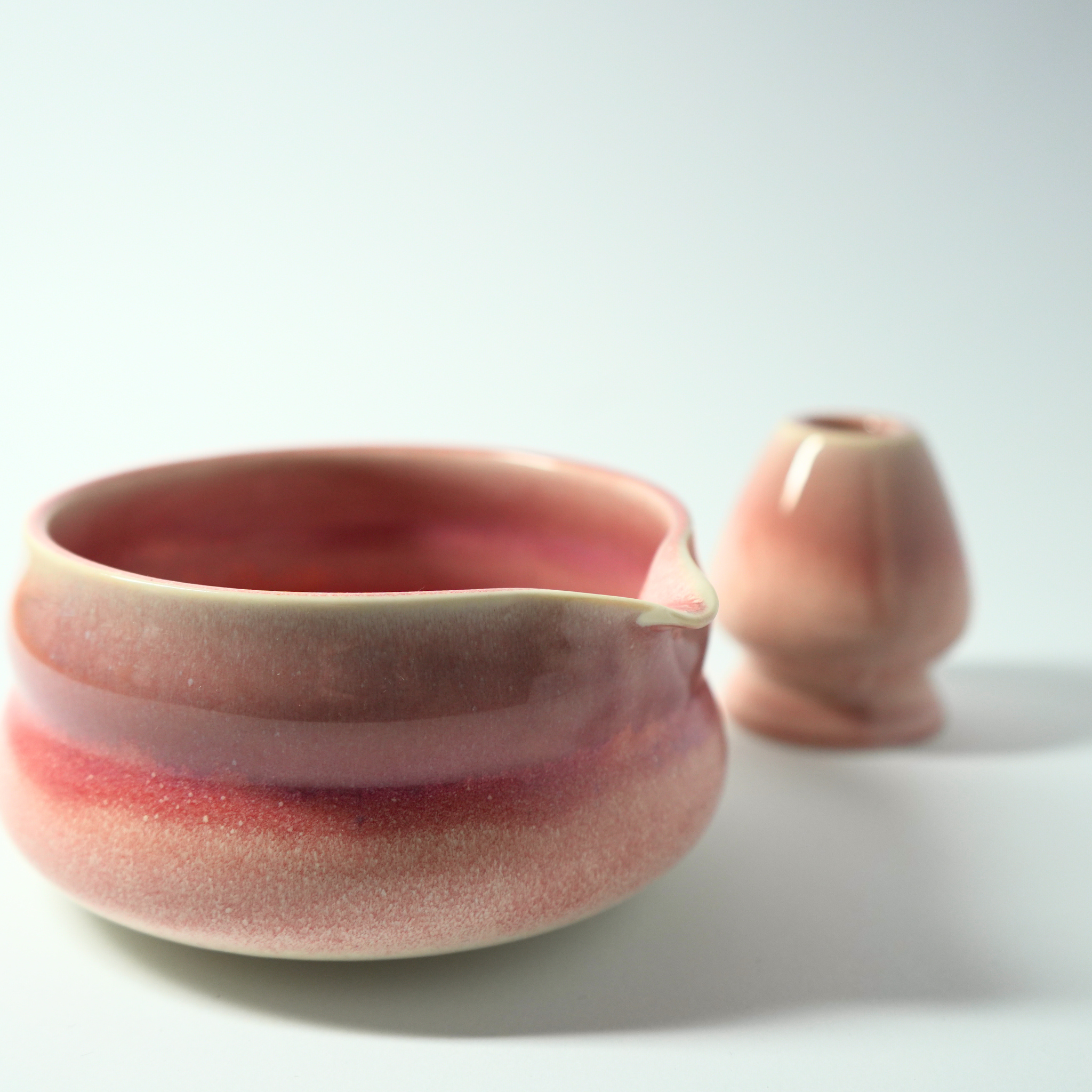 Lilla matcha skål + visp holder (Sett)